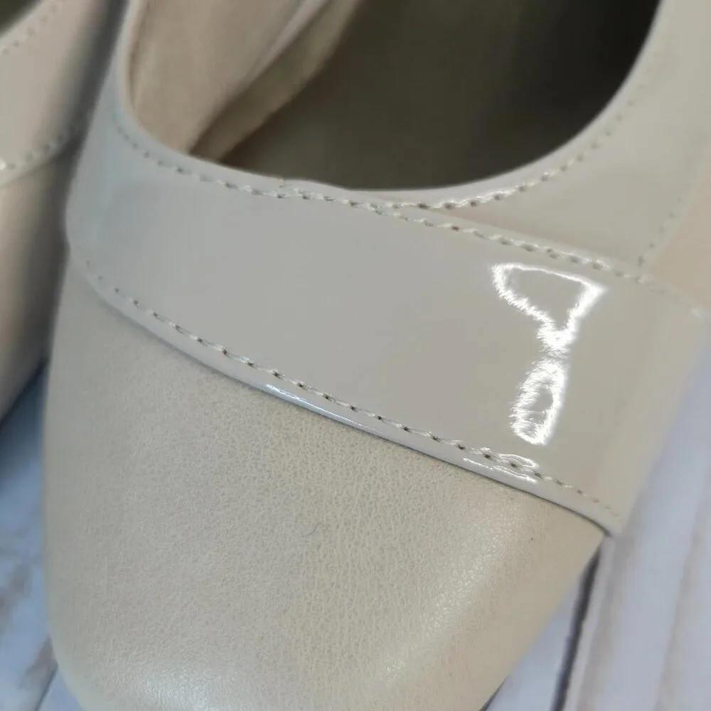 LifeStride Grandeur Cream Wedge Pumps Women’s 7.5 Square Toe Comfort Heels